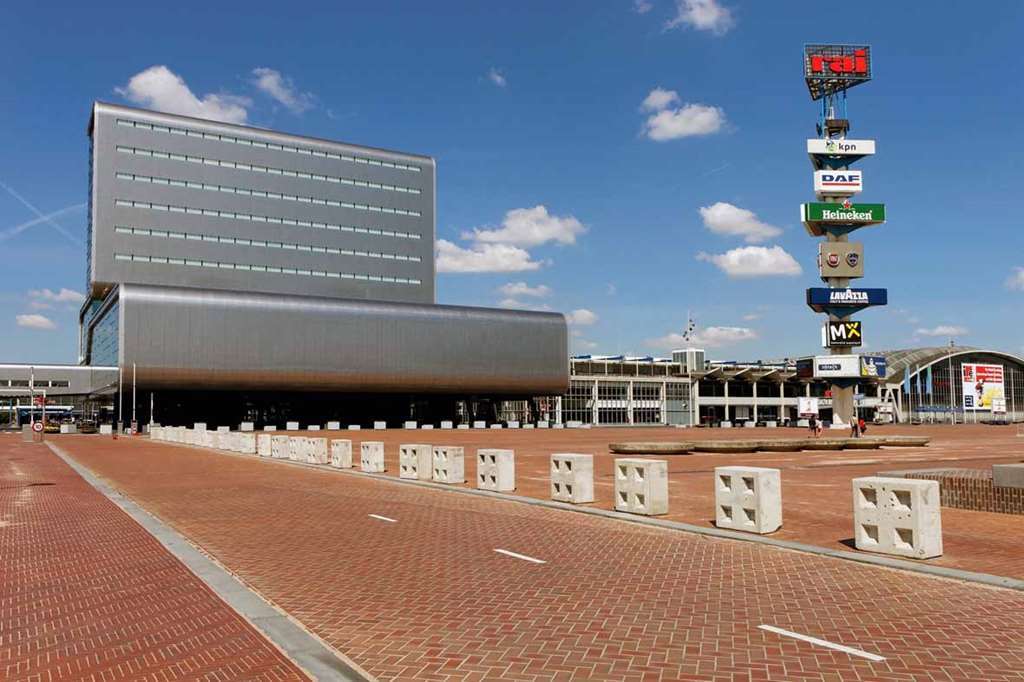 Hilton 4* Amsterdam Airport Schiphol