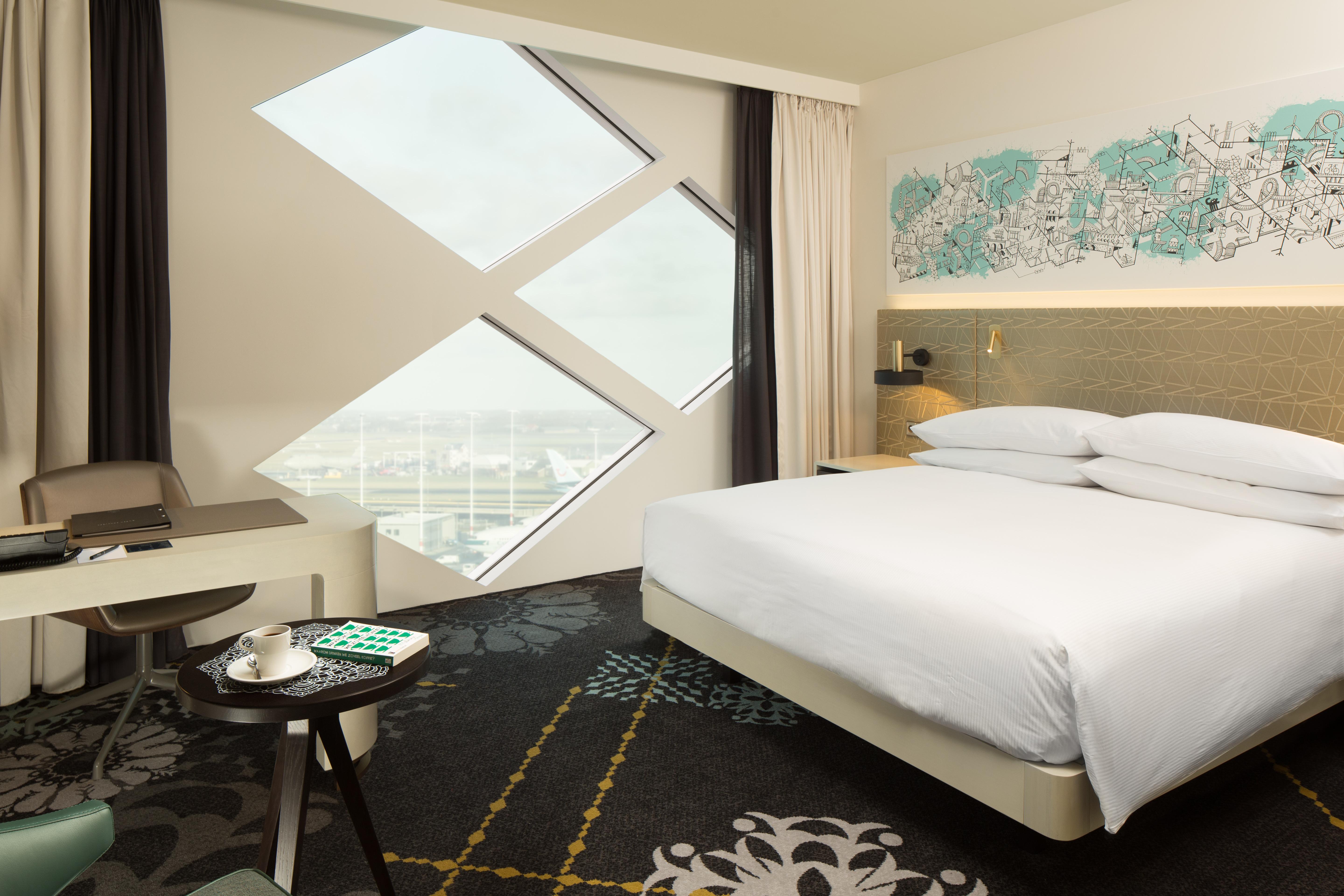 Hilton Hotel 4*