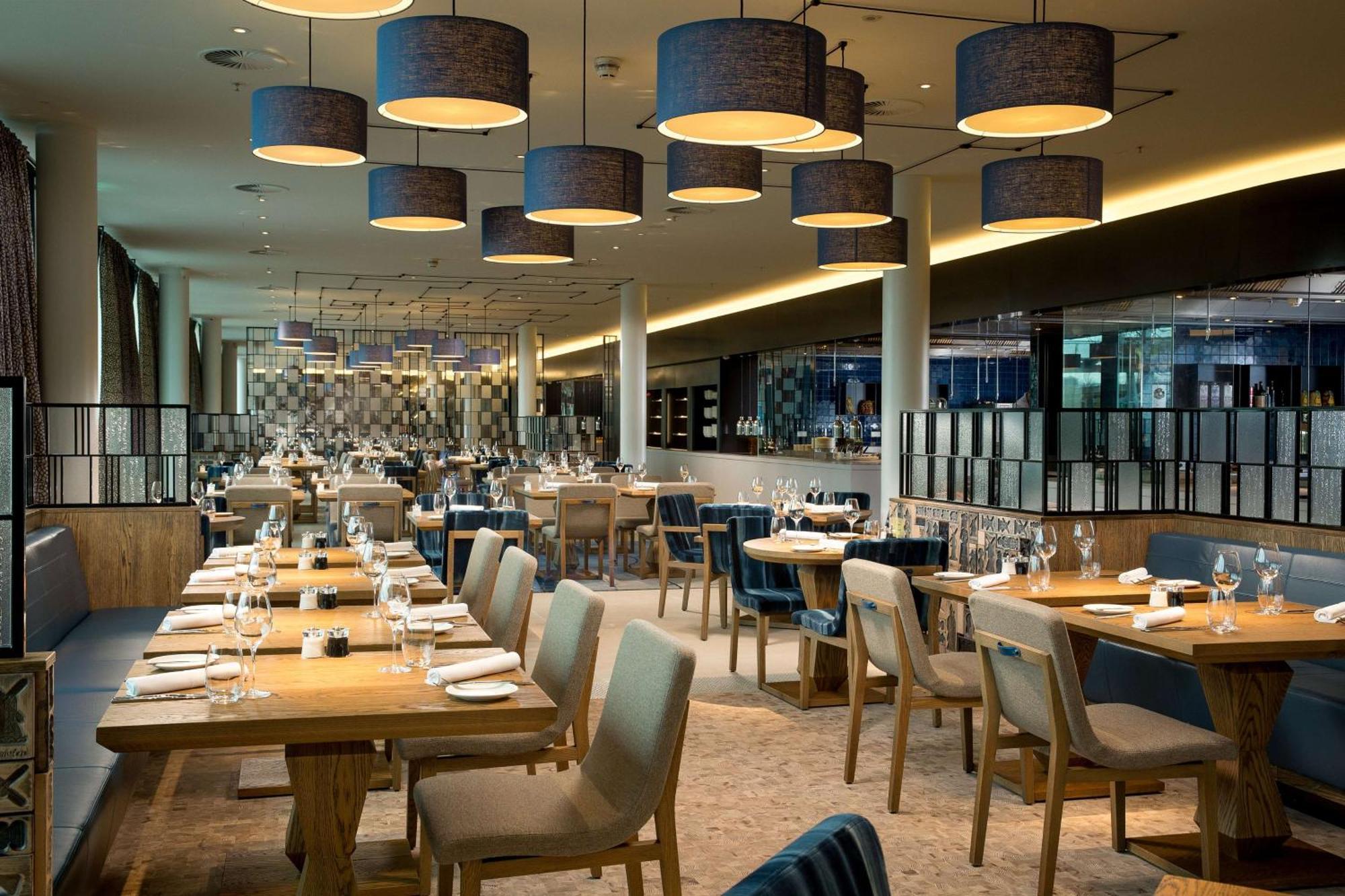 Hilton Hotel 4*